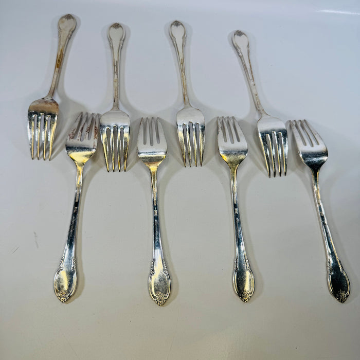 1847 Rogers Bros Remembrance Luncheon Forks | Set of 8 Silverplate Flatware