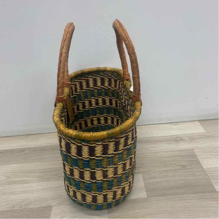 Alaffia Baskets Green-Purple Savannah Grass Basket
