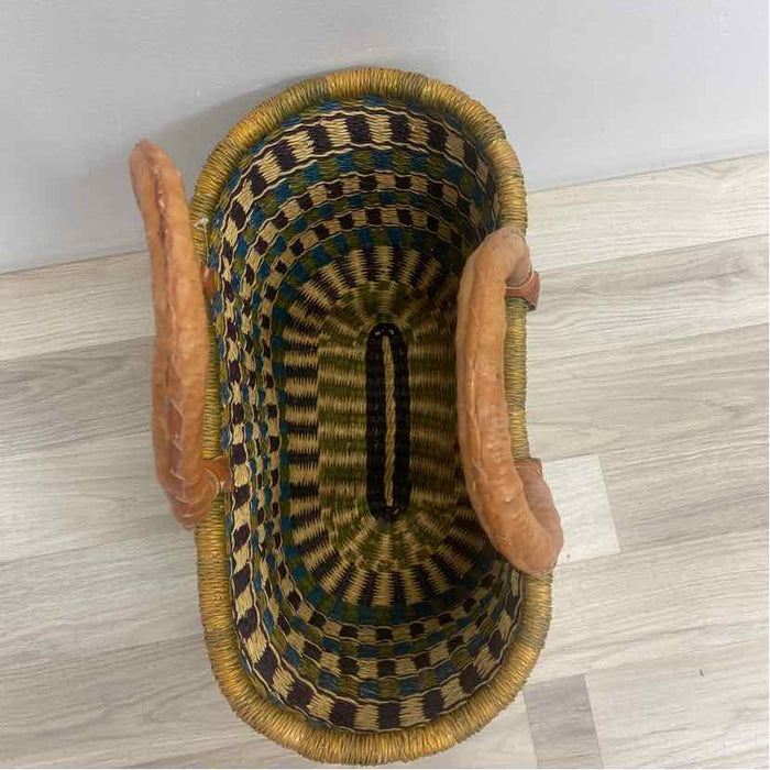 Alaffia Baskets Green-Purple Savannah Grass Basket
