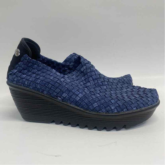 Bernie Mev Size 38-7.5 Women's Blue Woven Clog Shoes
