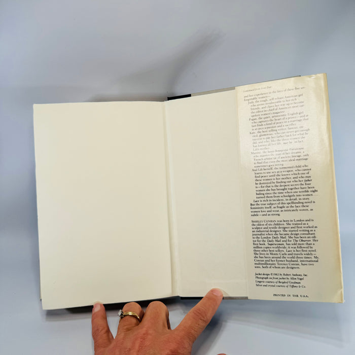 Lace by Shirley Conran (1982) — Vintage Hardcover w/ Dust Jacket — Book Club Edition — Simon & Schuster  Women’s Fiction / Romance Thriller