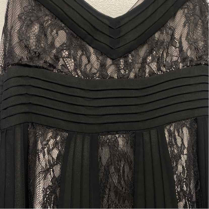Loft Ann Taylor Size 6P-S Women's Black 2 Tone Fit And Flare Dress