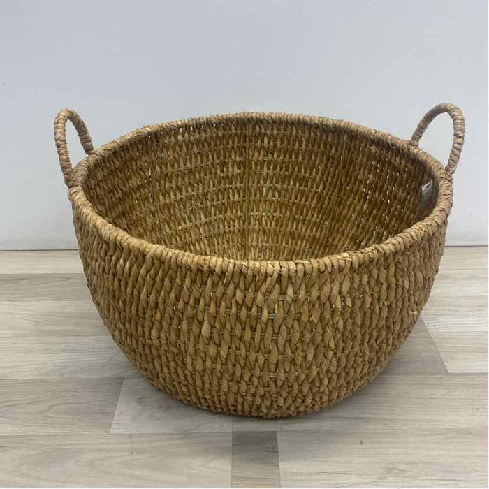 Made in Phillippines Brown Wicker Floor Basket