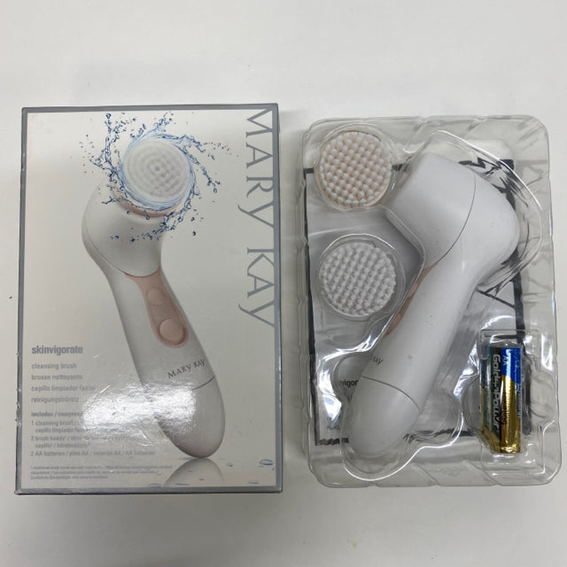 Mary Kay White Skinvigorate Cleansing Brush