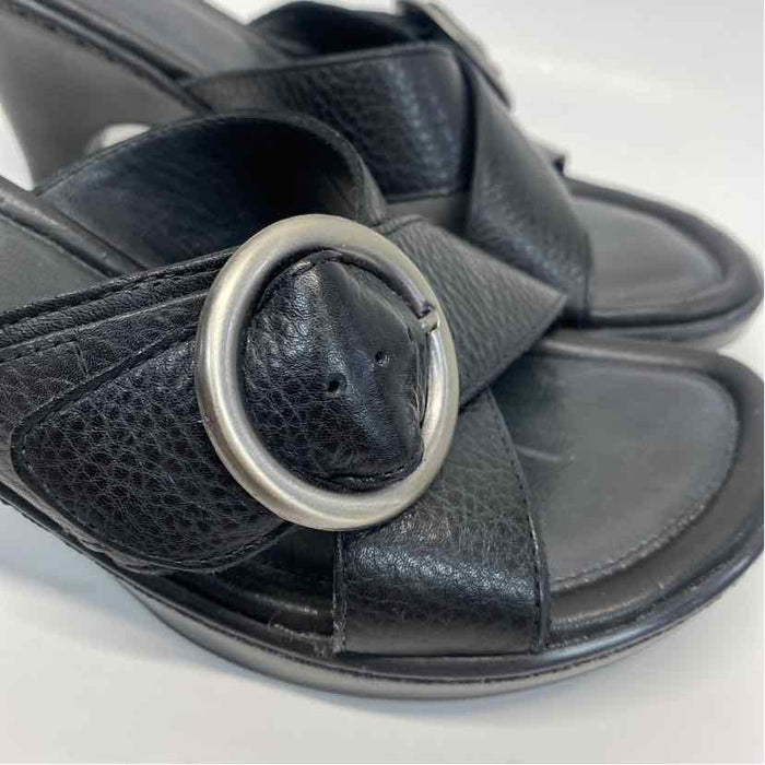 Nurture Size 7.5 Women's Black Solid Heel Sandals