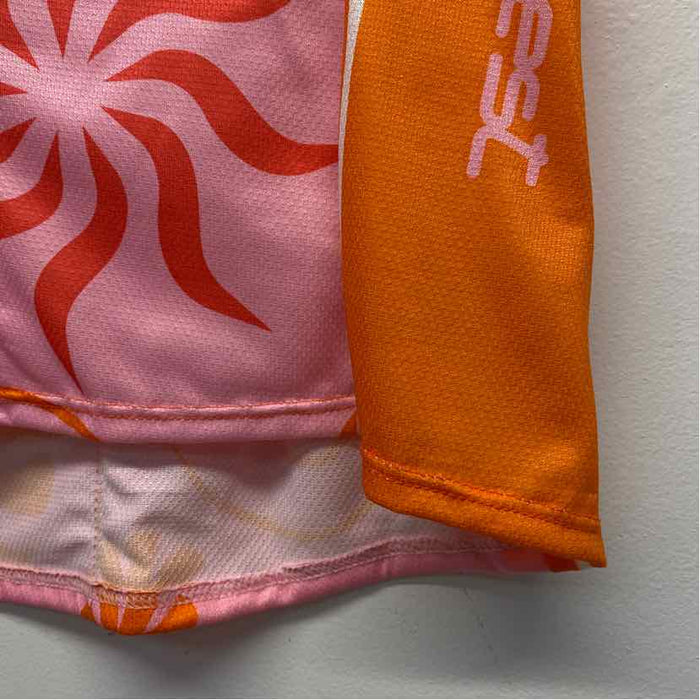 Shebeest Size XS Women's Orange-Pink Pattern Short Sleeve Activewear Top