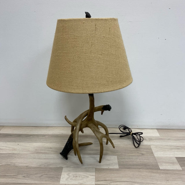 Table Top Antler Bas Lamp