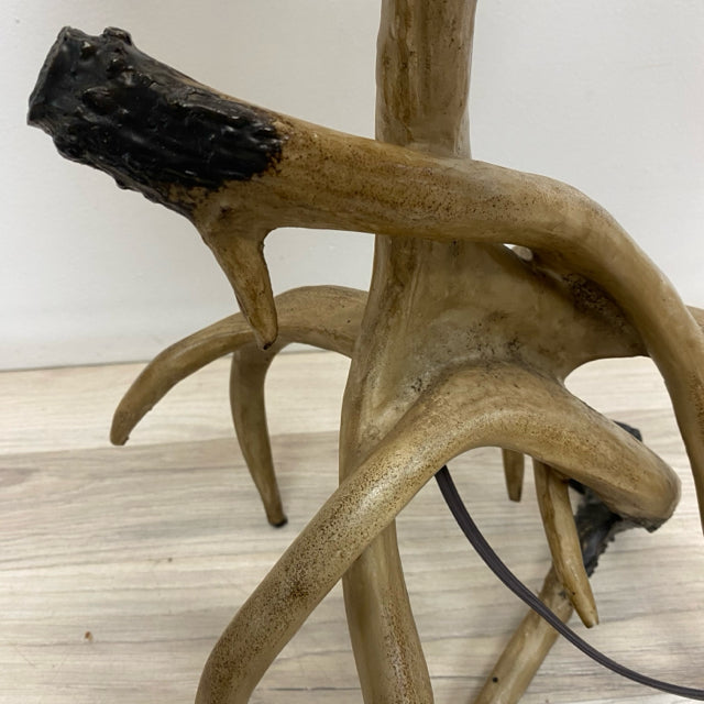Table Top Antler Bas Lamp