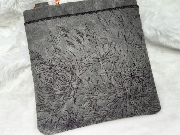 TopZip Flap Bag - Nora
