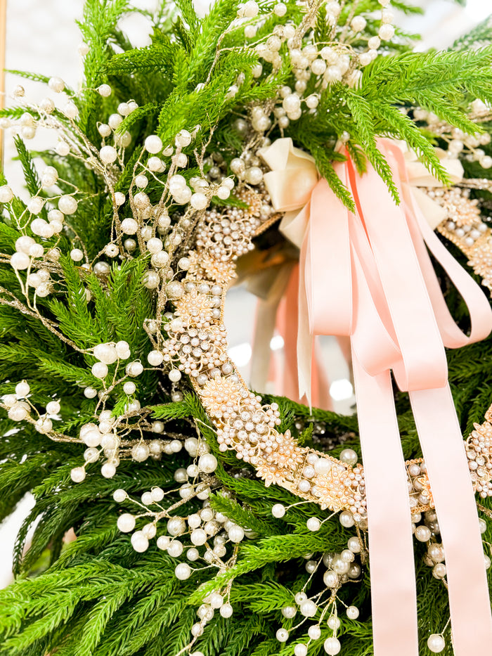 Versailles Noel Pearl And Fir Wreath 24”