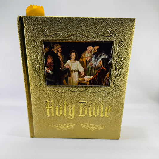 Vintage Heirloom Family Bible 1971 King James Red Letter Illustrated Gold Hardcover