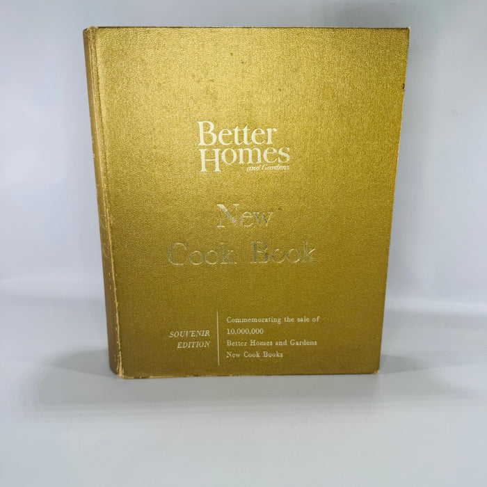 Vintage Better Homes and Gardens New Cook Book souvenir gold 5-ring binder. Tabbed sections plus “as found” recipe clippings and handwritten notes.