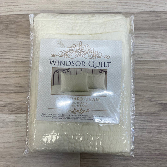 Windsor Quilt Off White Cotton Pillow Case